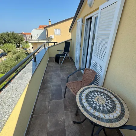 Апартаменты Sunny Maj *